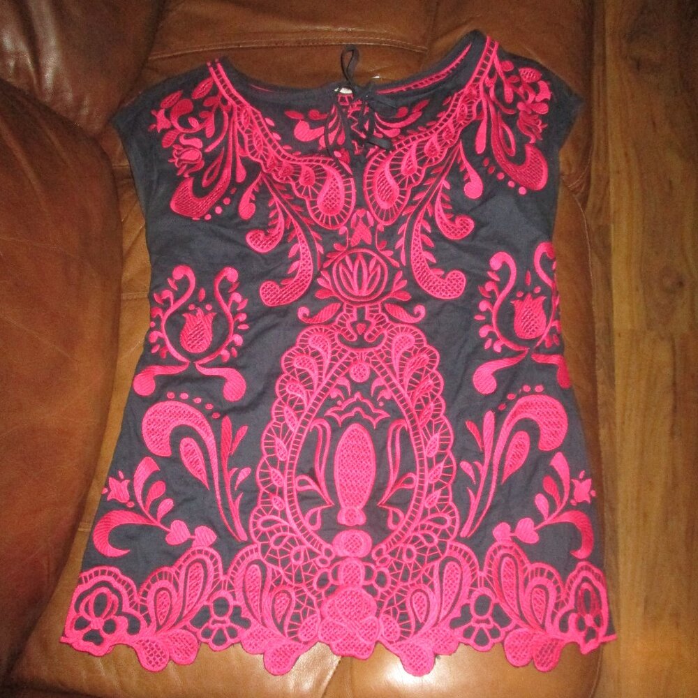 Anthropologie Beth Bowley Embroidered Scallop Top Size 4